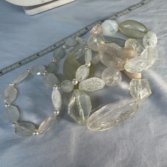 Five clear crackle style stretch chunky bracelets - Picture 3 of 6